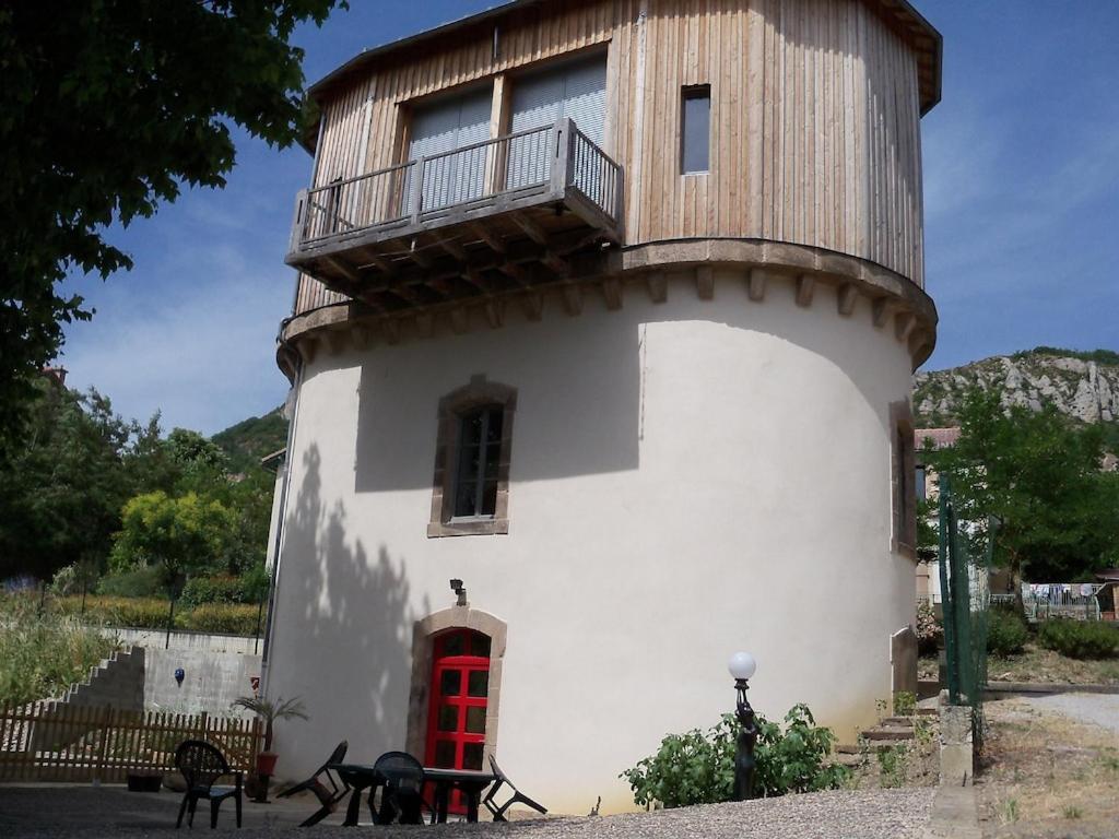 Chateau D'Eau Logement Insolite Tournemire  Bagian luar foto